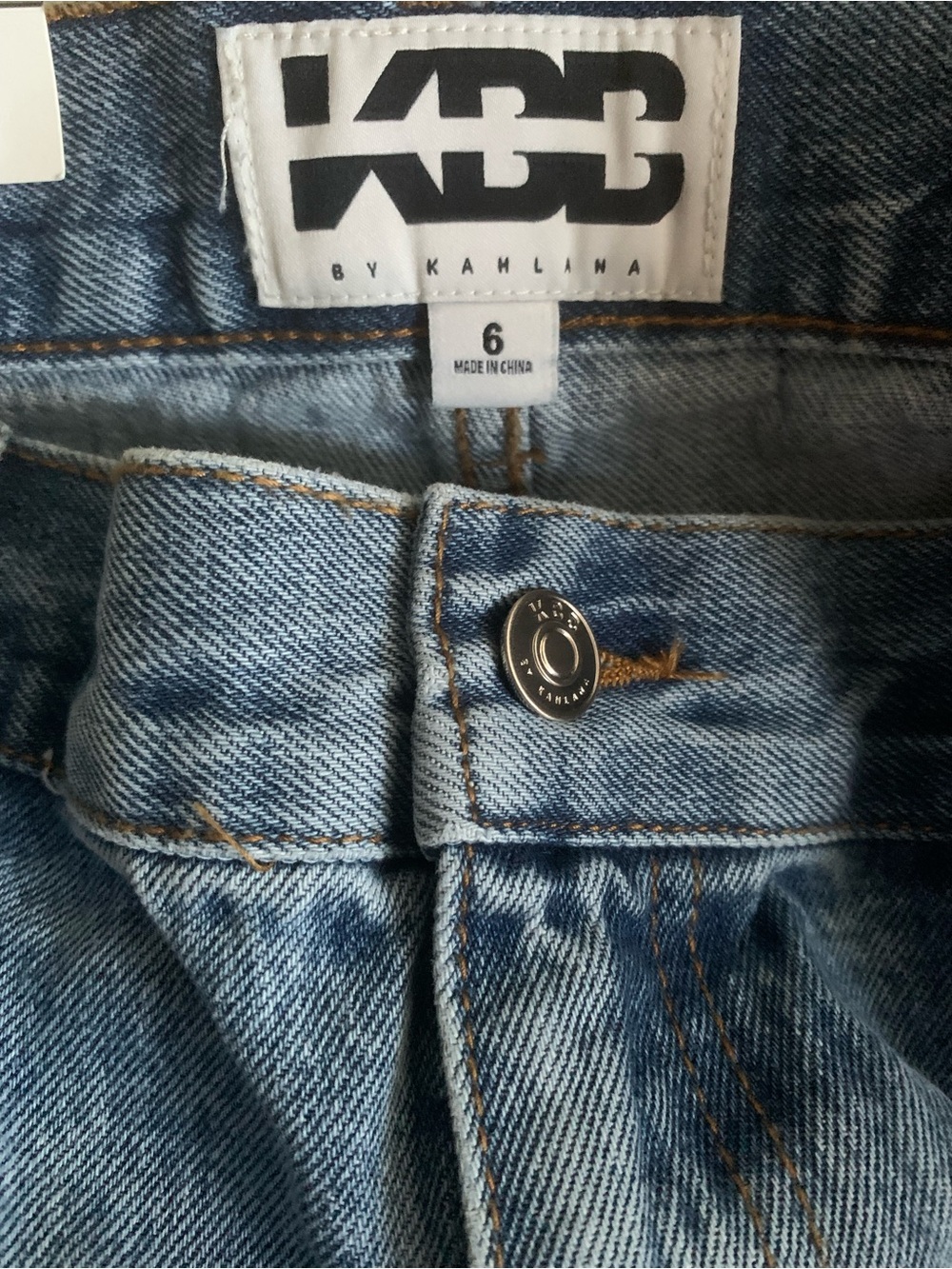 NWT KBB by Kahlana Blue Barrel leg Wide-Leg denim Jeans - Picture 5 of 8